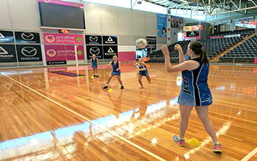 Netball Training Drills For Juniors: Lateral Leading Under Pressure